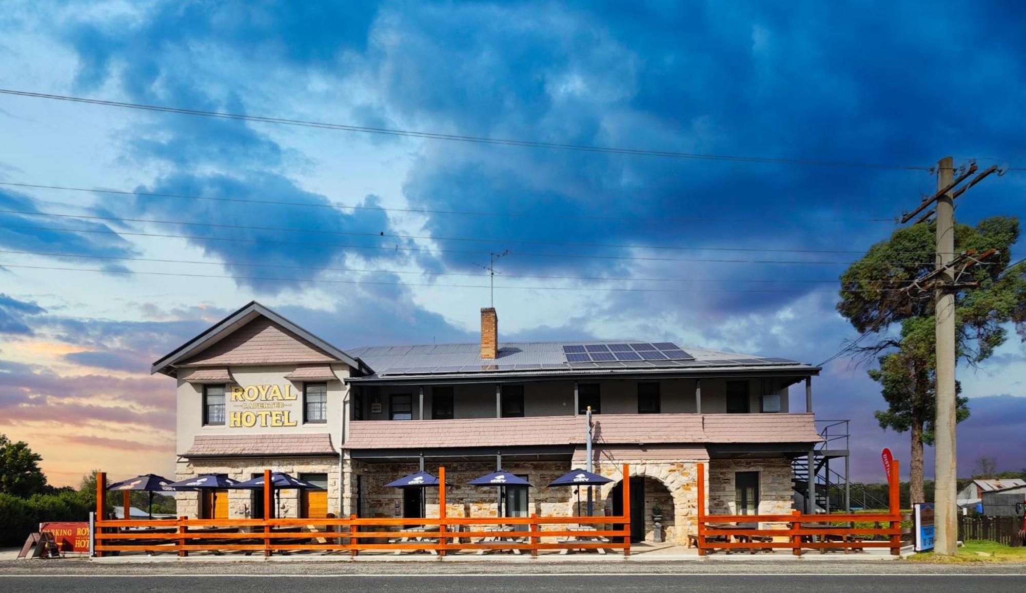 Royal Hotel Capertee Exterior photo